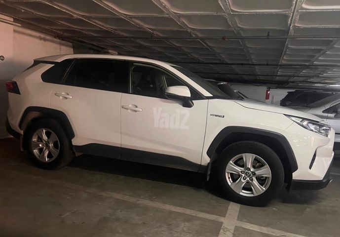 טויוטה RAV4