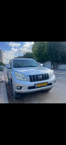 מודעת רכב טויוטה לנד קרוזר