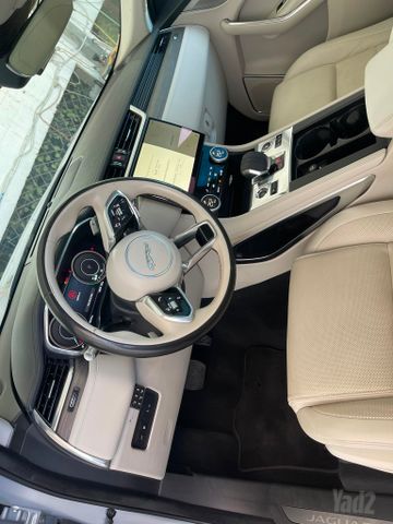 יגואר F-Pace