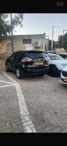 ניסאן אקס טרייל