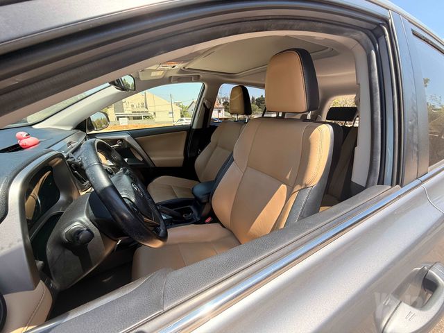 טויוטה RAV4