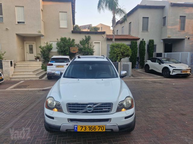 וולוו XC90