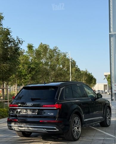 אאודי Q7