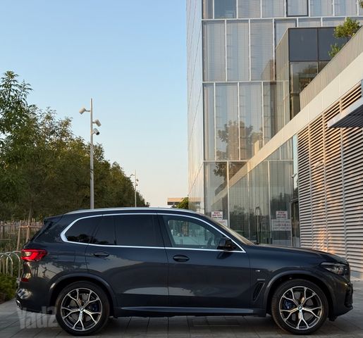 ב מ וו X5