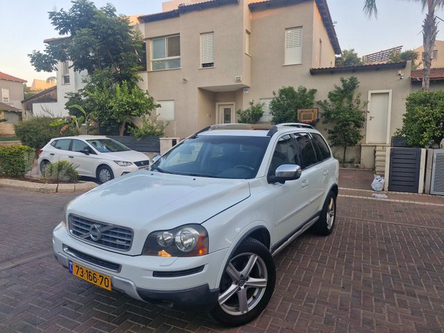 וולוו XC90