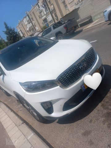מודעת רכב קיה סורנטו