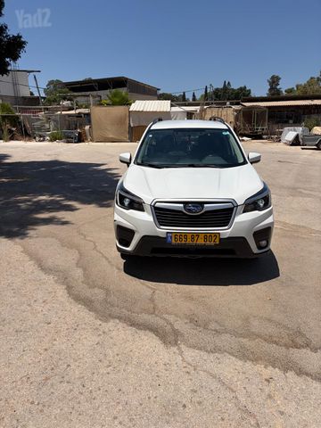 סובארו פורסטר