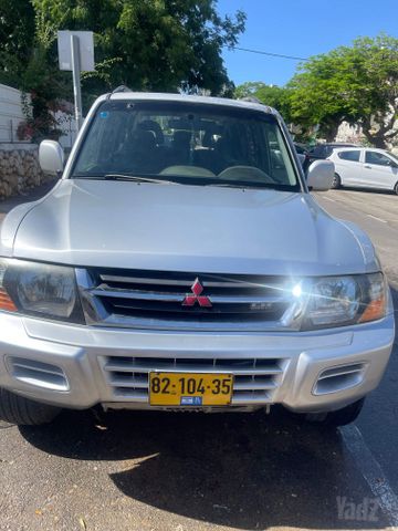 פג'רו GLX אוט׳ 7 מק 5 דל 3.2 (165 כ״ס)