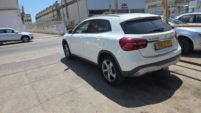 GLA Urban GLA 200 אוט׳ 1.6 (156 כ״ס) [2017-2020]