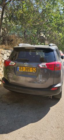 טויוטה RAV4