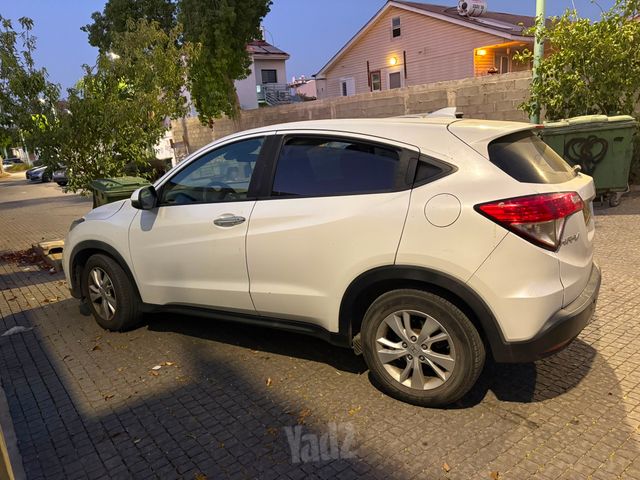 HR-V Elegance אוט׳ 1.5 (131 כ״ס)