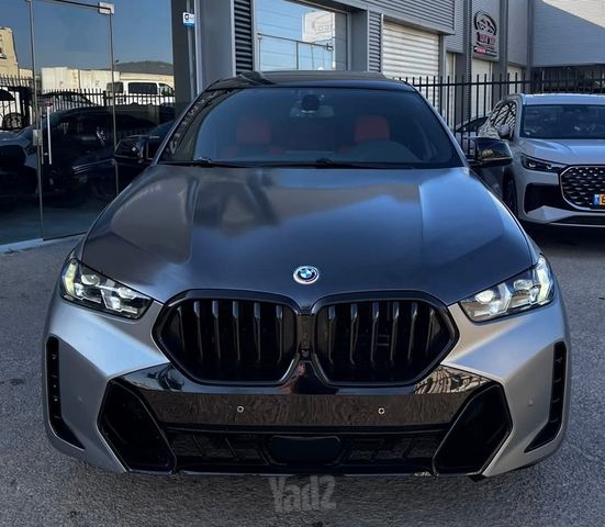 ב מ וו X6
