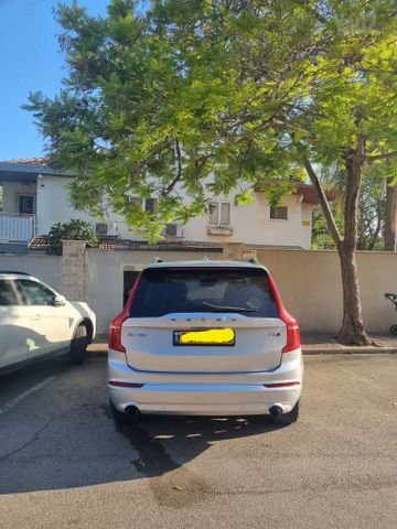 וולוו XC90