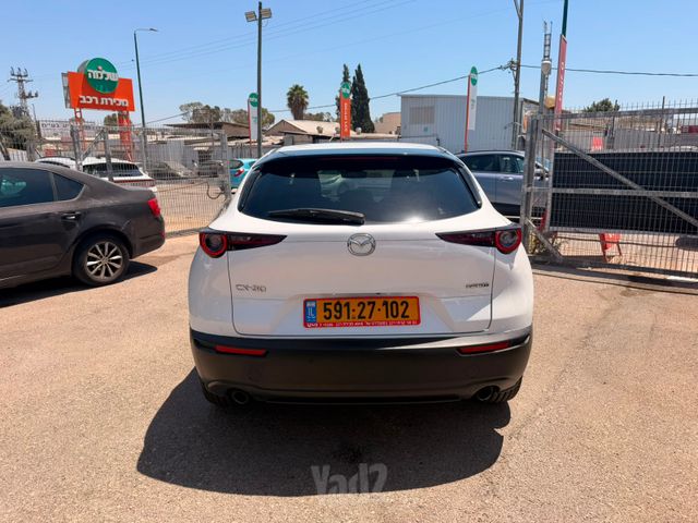 מאזדה CX-30