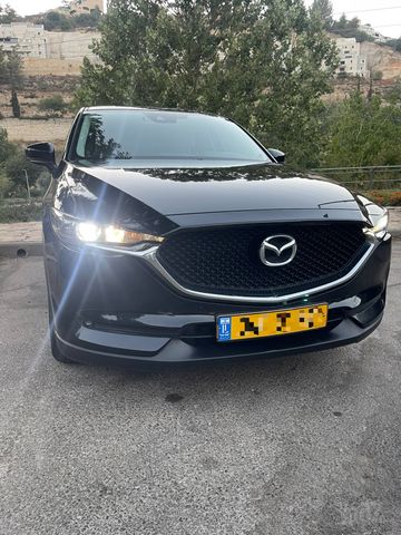 מודעת רכב מאזדה CX-5