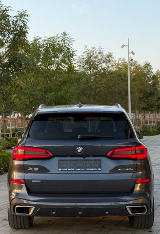 ב מ וו X5