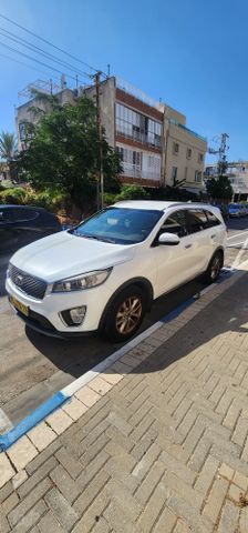 קיה סורנטו