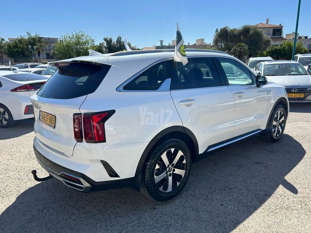 קיה סורנטו