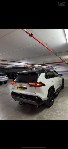 טויוטה RAV4