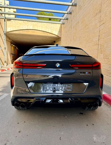 ב מ וו X6 M