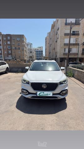 אם ג'י EHS PHEV
