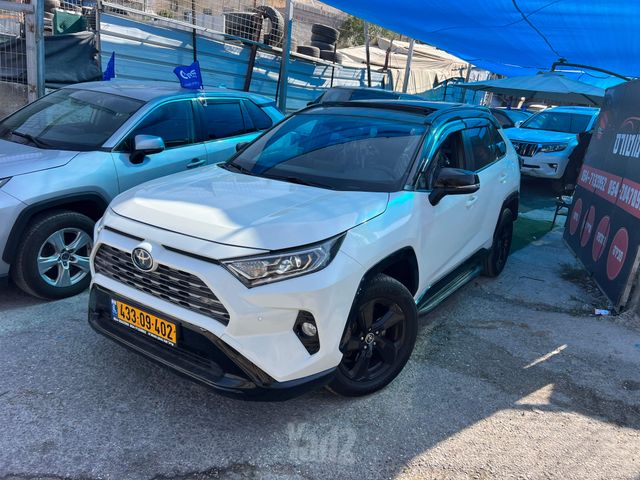 מודעת רכב טויוטה RAV4