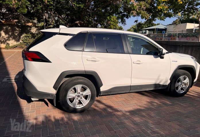 מודעת רכב טויוטה RAV4