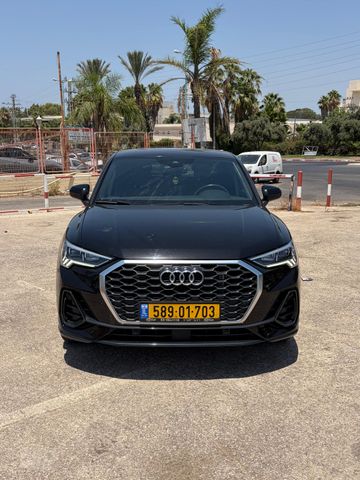 אאודי Q3
