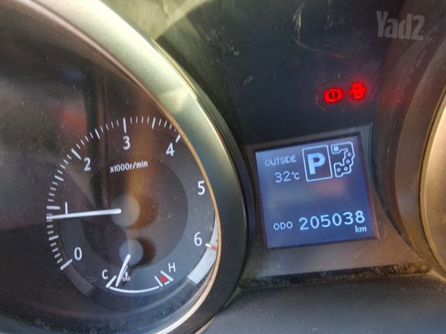 טויוטה לנד קרוזר