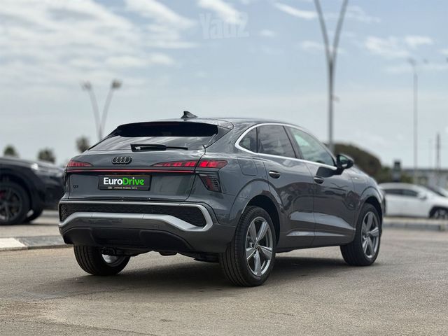 אאודי Q3