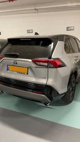 טויוטה RAV4