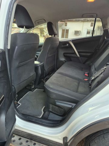 טויוטה RAV4
