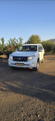 מודעת רכב טויוטה לנד קרוזר