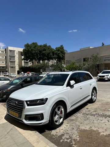אאודי Q7