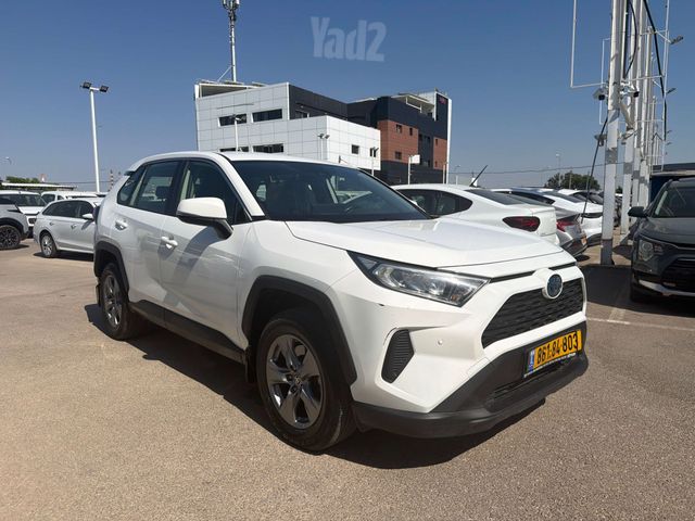 טויוטה RAV4