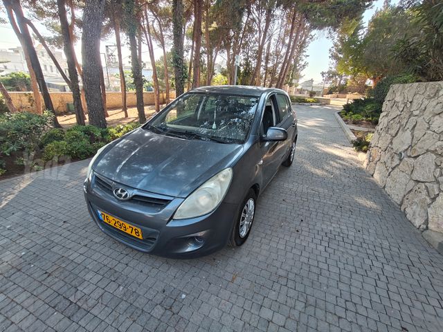 מודעת רכב יונדאי i20