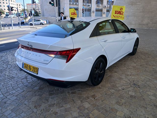 יונדאי אלנטרה