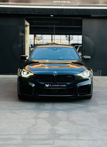 ב מ וו M2