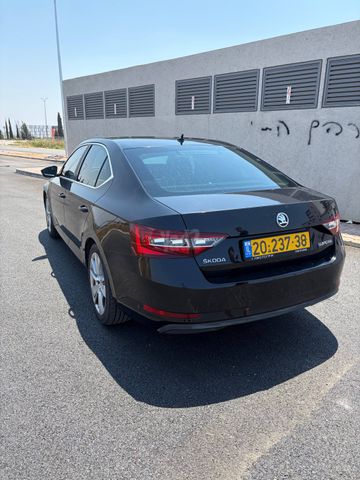 סקודה סופרב
