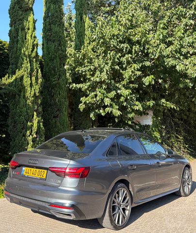 אאודי A4