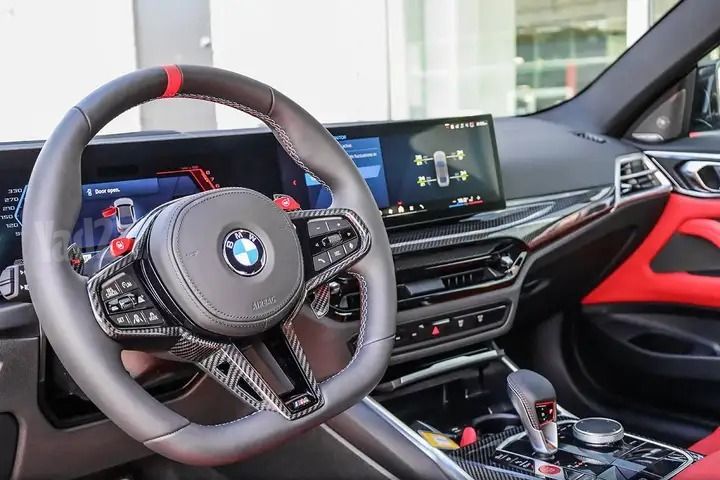 ב מ וו M4