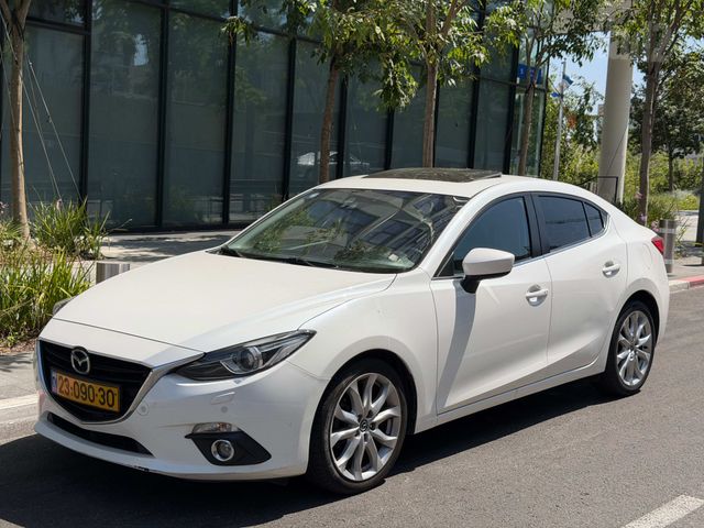 מאזדה 3