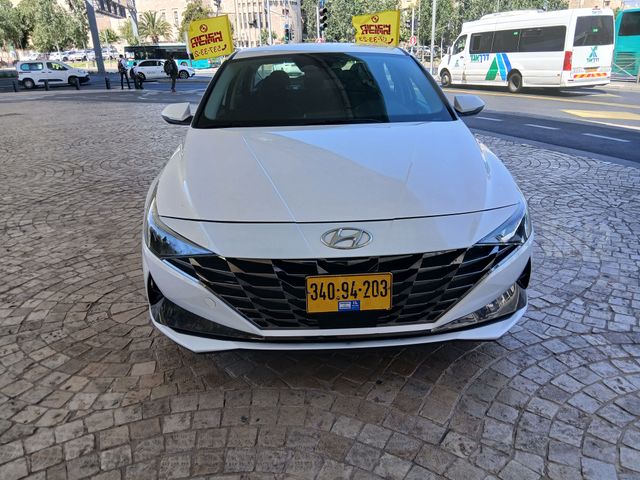 יונדאי אלנטרה