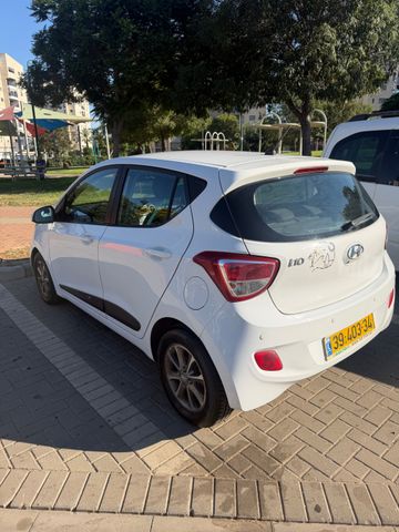 יונדאי i10