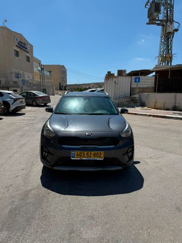 קיה נירו