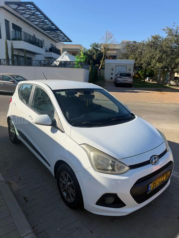 יונדאי i10