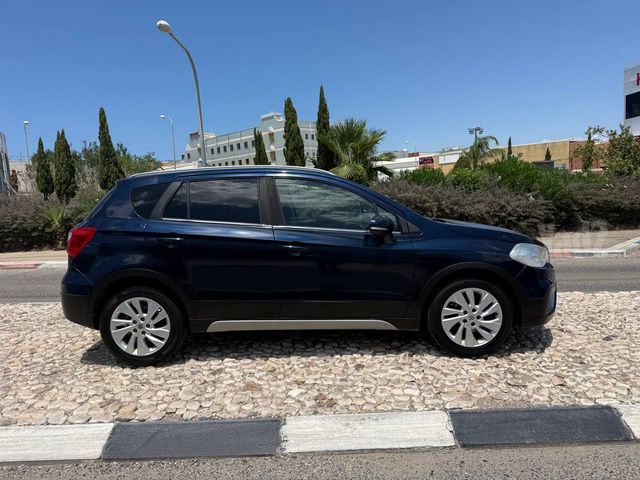 מודעת רכב סוזוקי קרוסאובר 2
