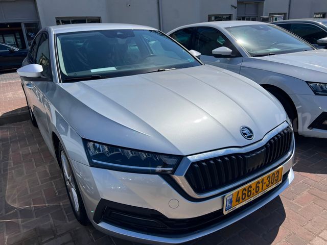 סקודה אוקטביה