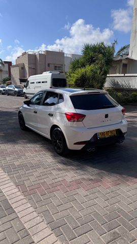 סיאט איביזה