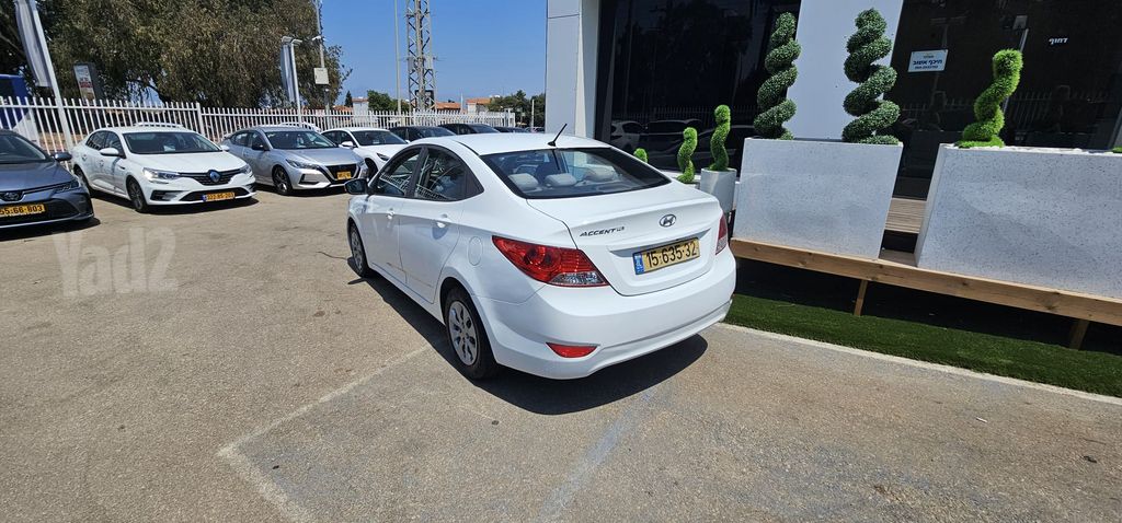יונדאי אקסנט i25